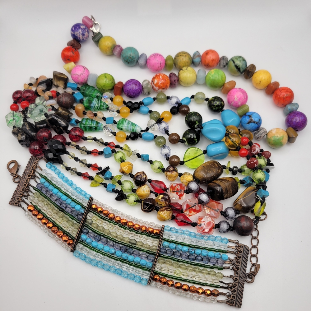 Beautiful & Colorful Beaded Necklace and Bracelet Set Middle is Cookie Lee